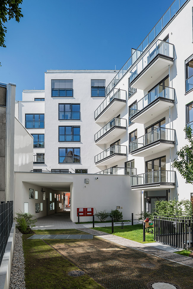 Monaco in München - Hinterhof 2