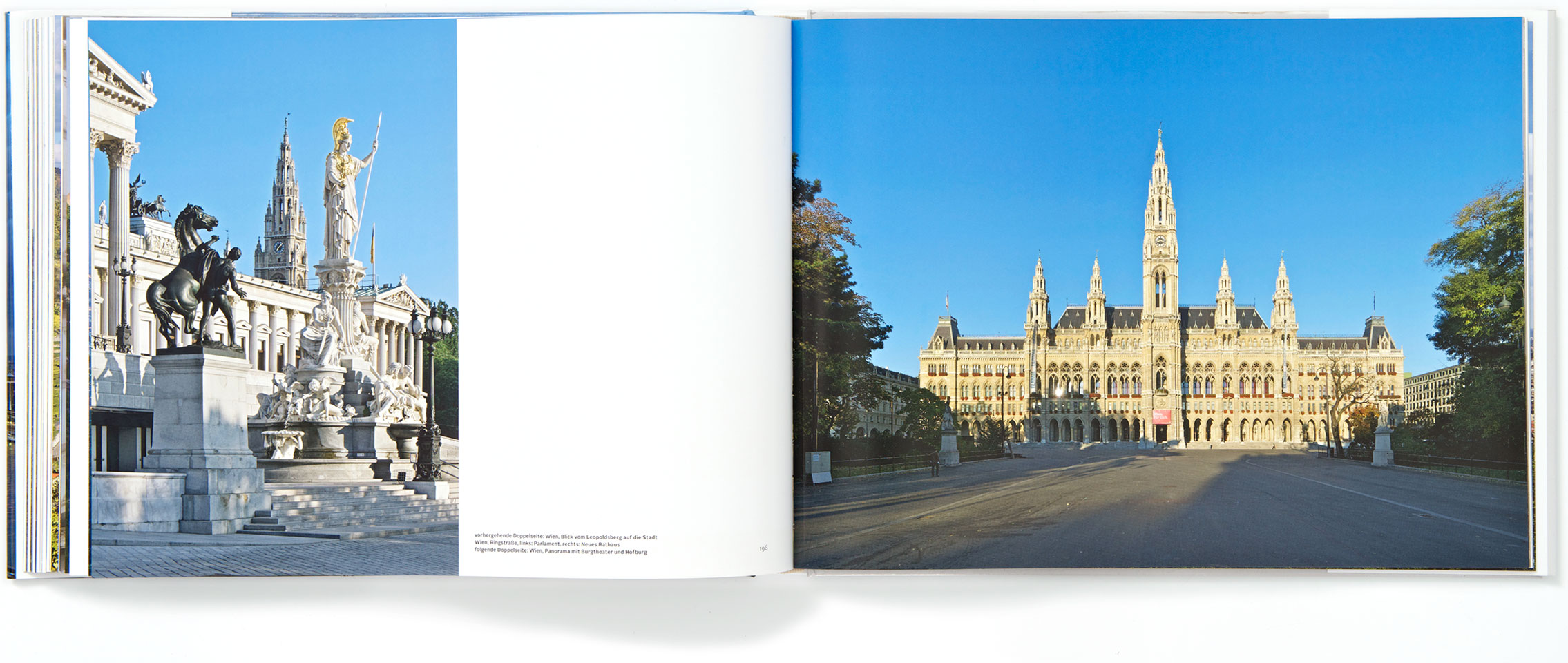 Die Donau - Wien - Parlament - Rathaus
