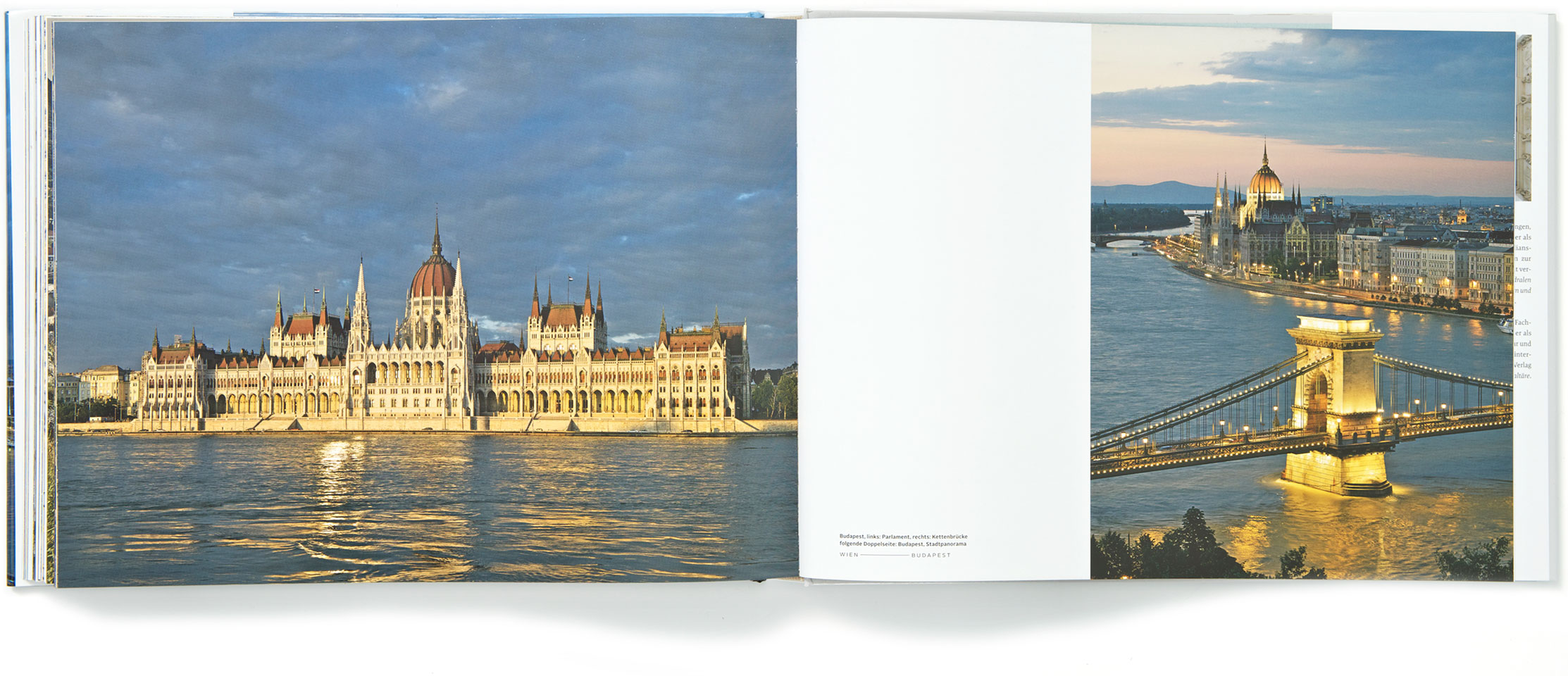 Die Donau - Budapest Parlament Kettenbrücke