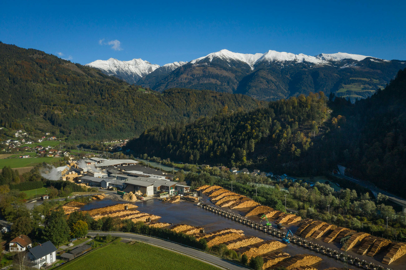 From Wood to Wonders 120 Jahre Hasslacher