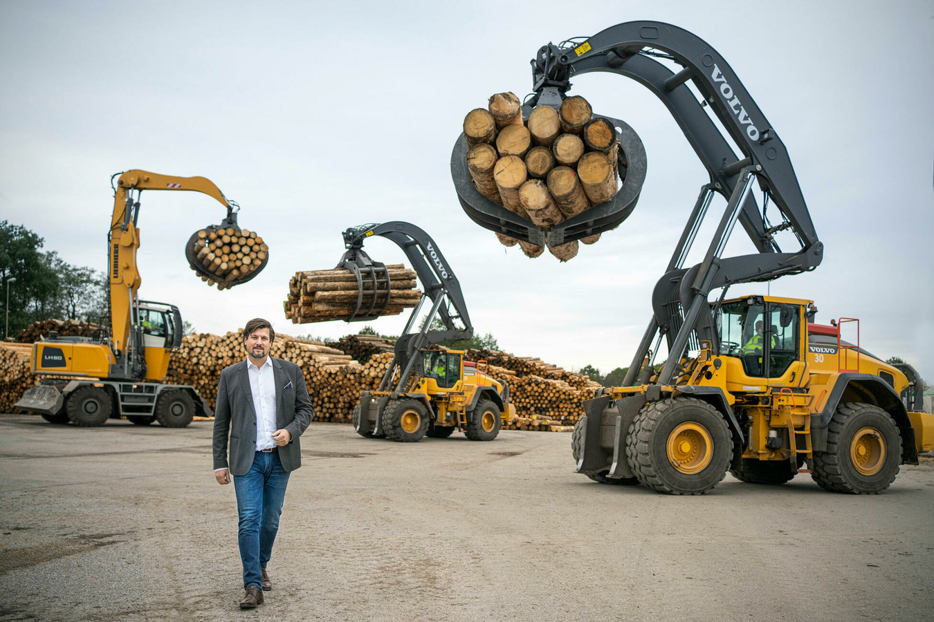 From Wood to Wonders 120 Jahre Hasslacher